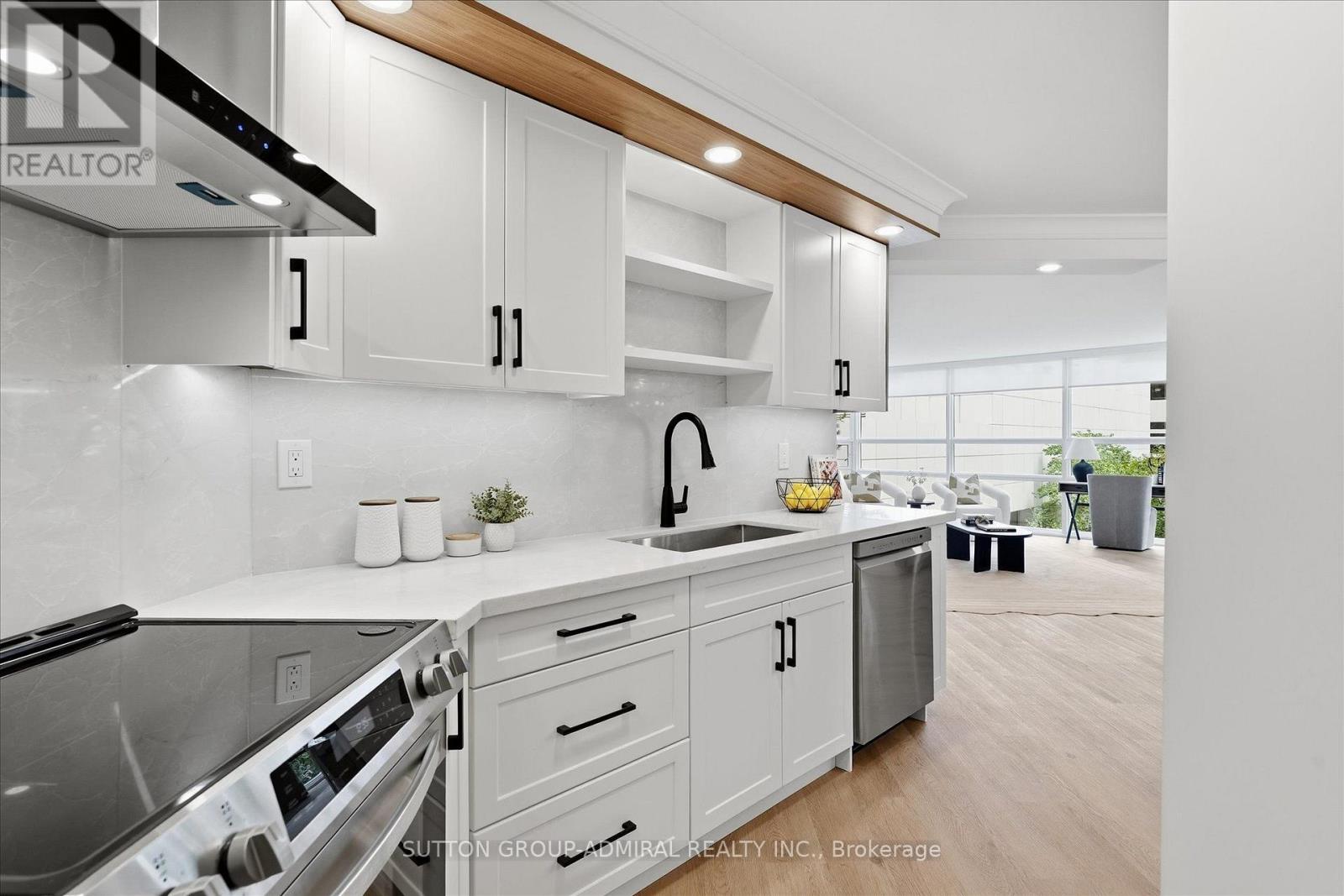 306 - 131 Beecroft Road Property Photo 20