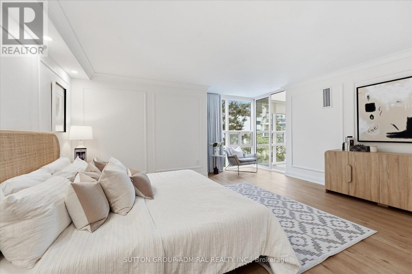 306 - 131 Beecroft Road Property Photo 27