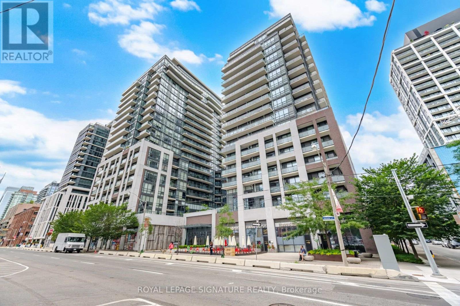 1801 - 460 Adelaide Street E Property Photo 1