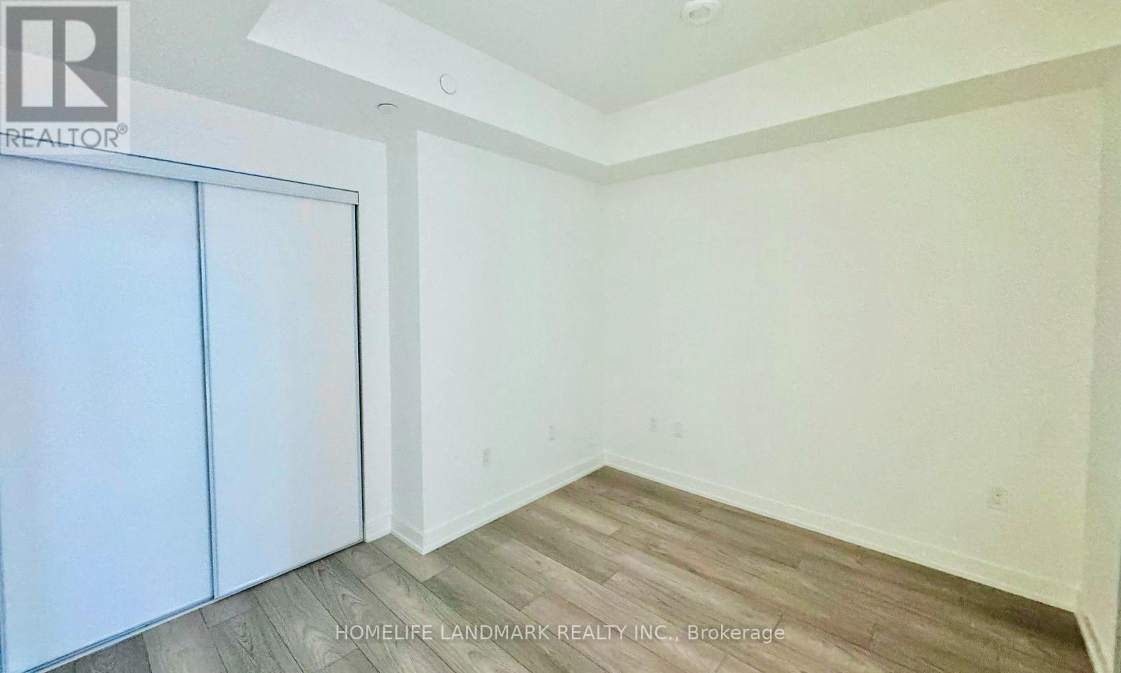 404 S - 110 Broadway Avenue Property Photo 24