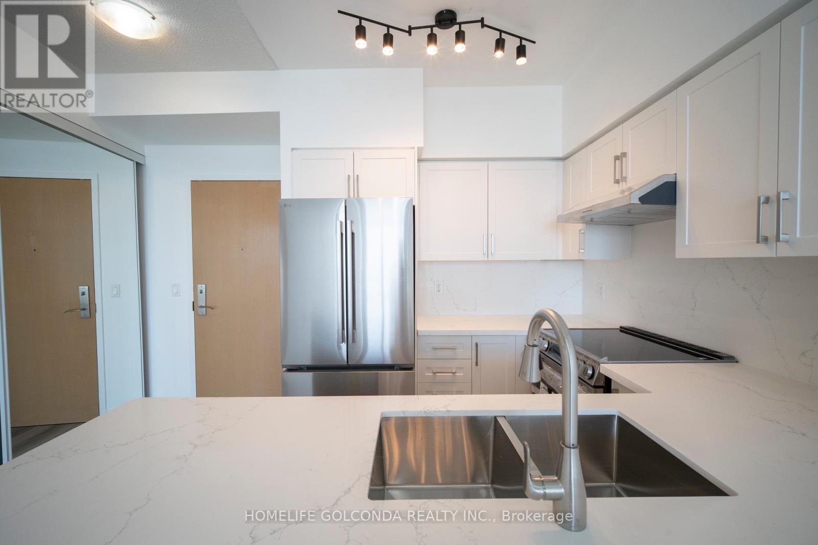 1106 - 509 Beecroft Road Property Photo 15