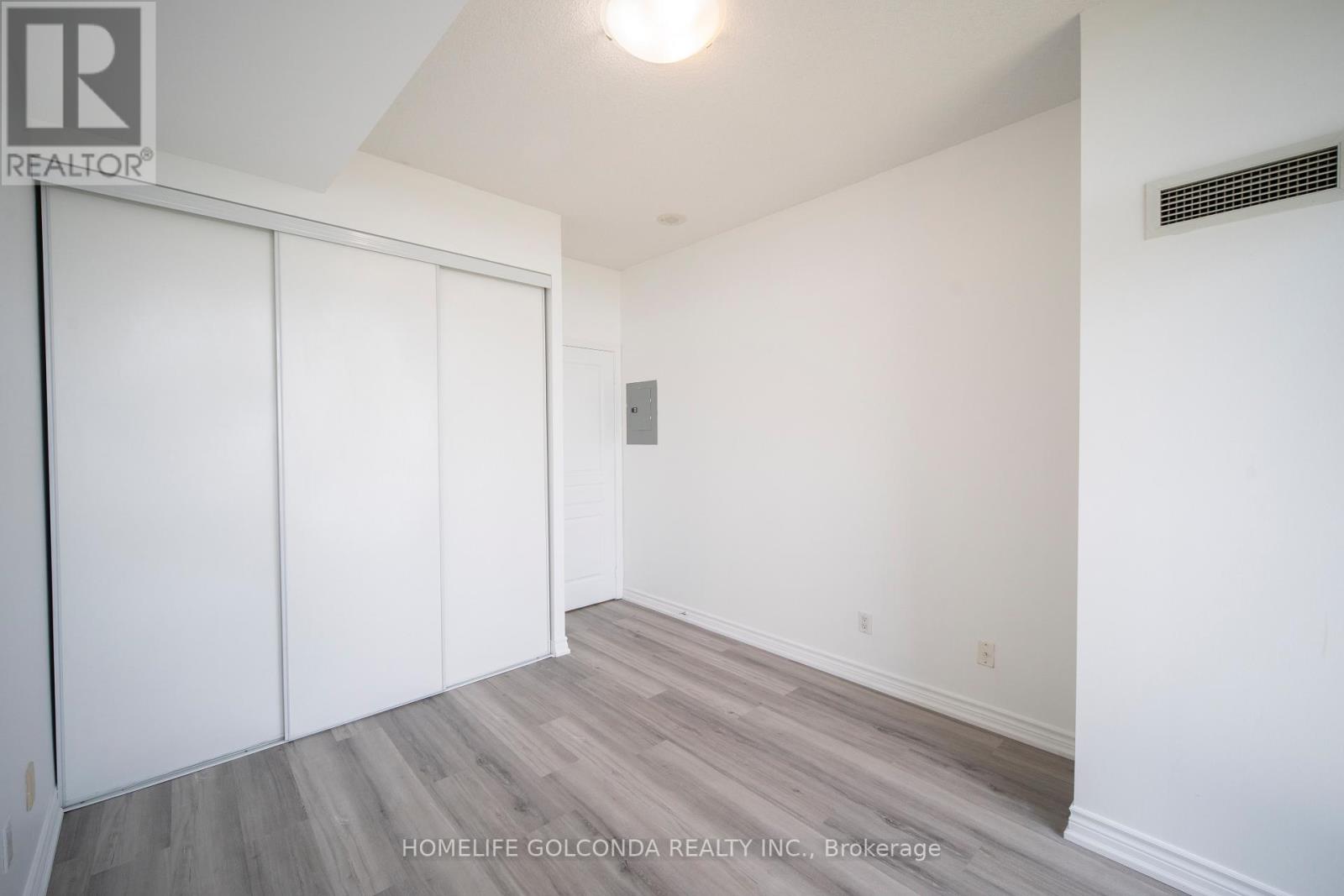 1106 - 509 Beecroft Road Property Photo 18