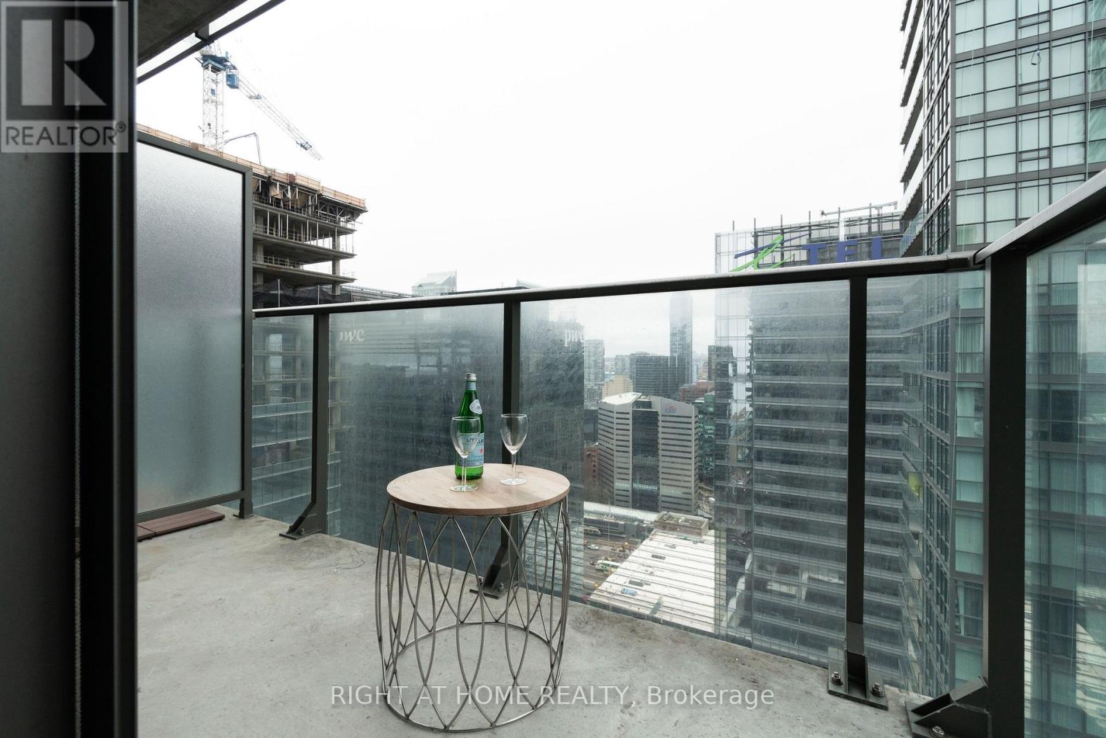 3404 - 55 Bremner Boulevard Property Photo 24