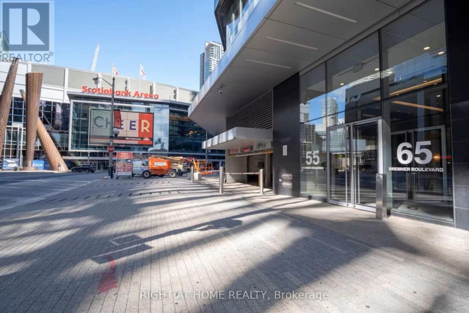 3404 - 55 Bremner Boulevard Property Photo 35