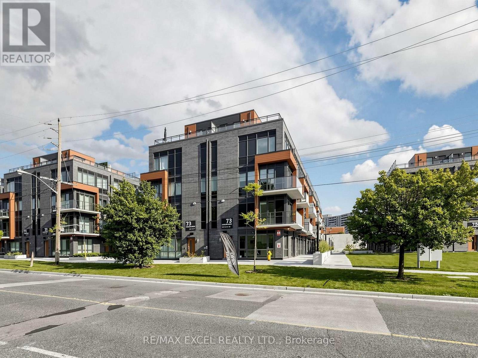 25 - 73 Curlew Drive Property Photo 3