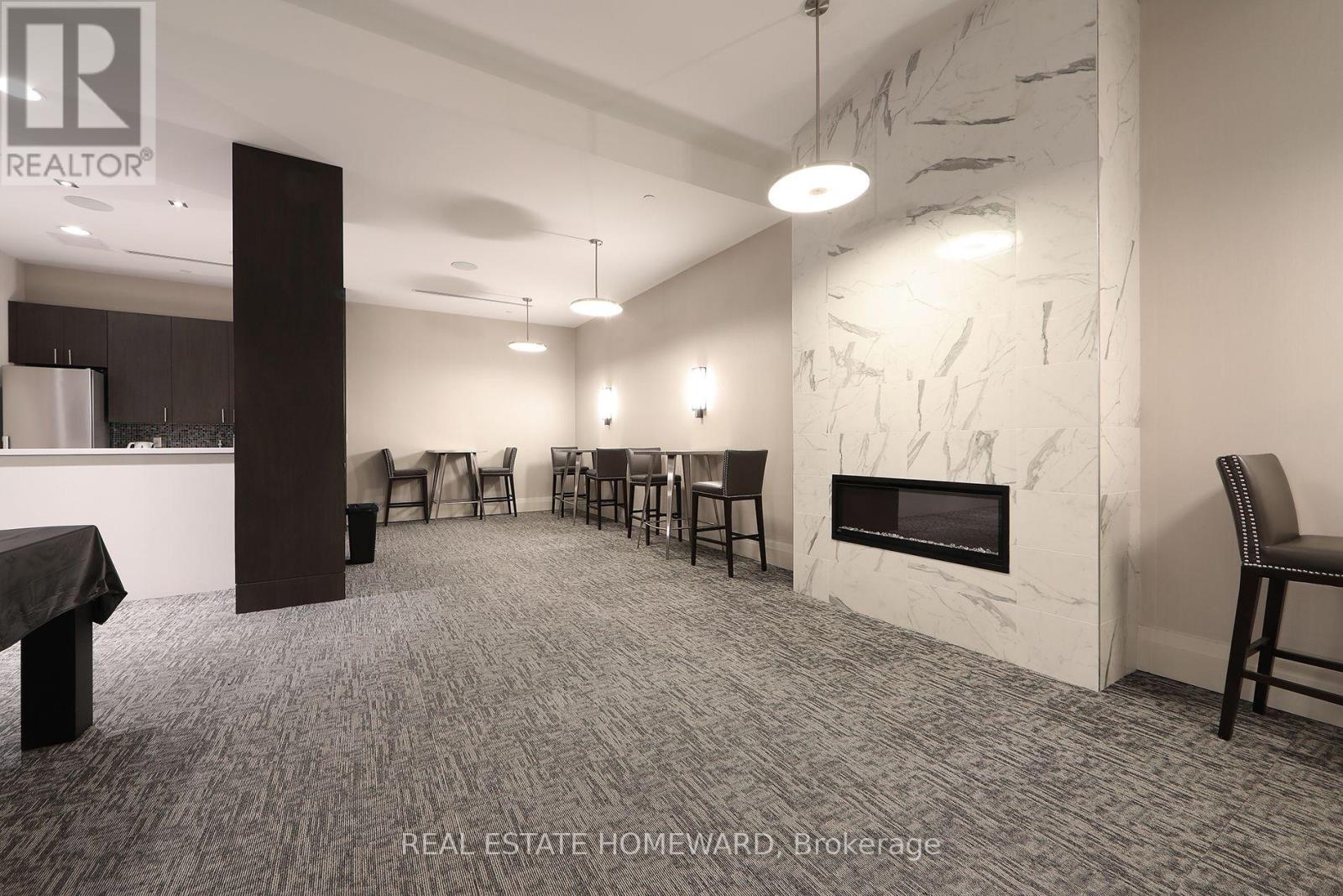 609 - 460 Adelaide Street E Property Photo 20