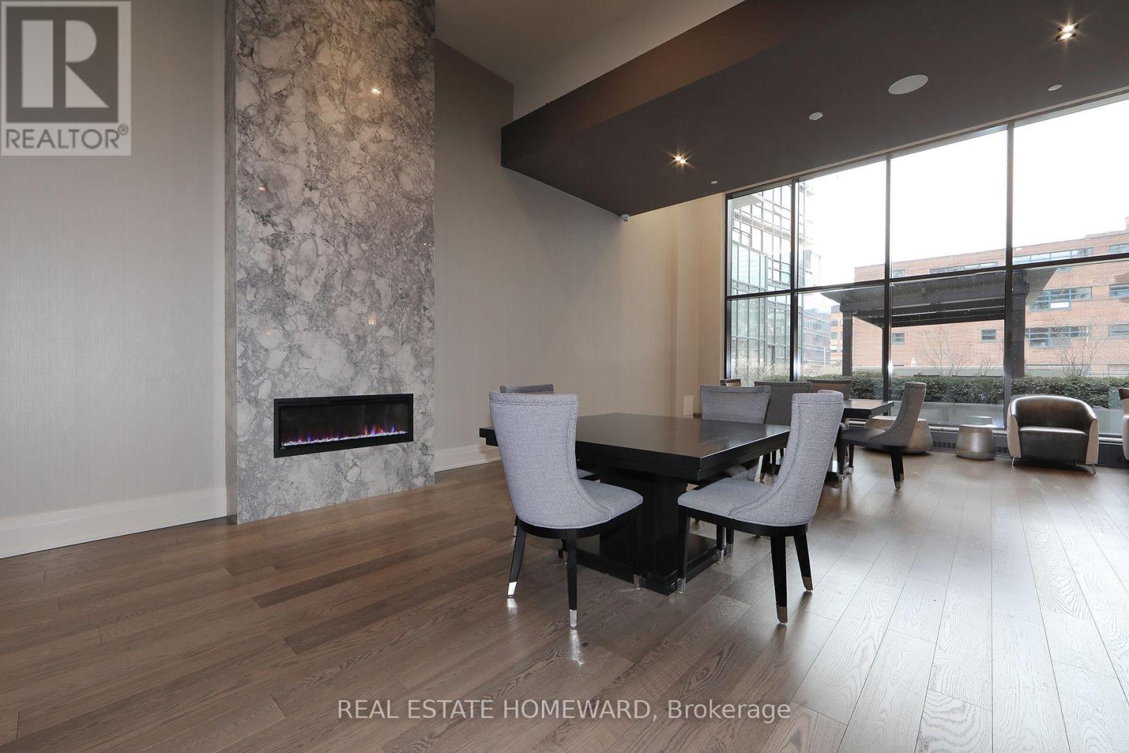 609 - 460 Adelaide Street E Property Photo 23