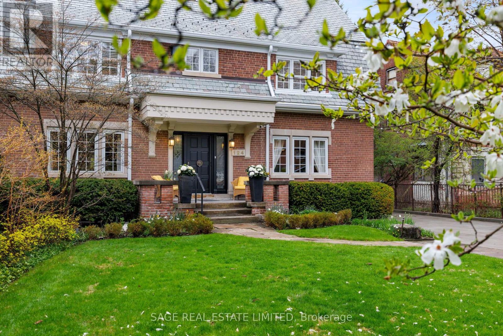 124 Blythwood Road Property Photo 2