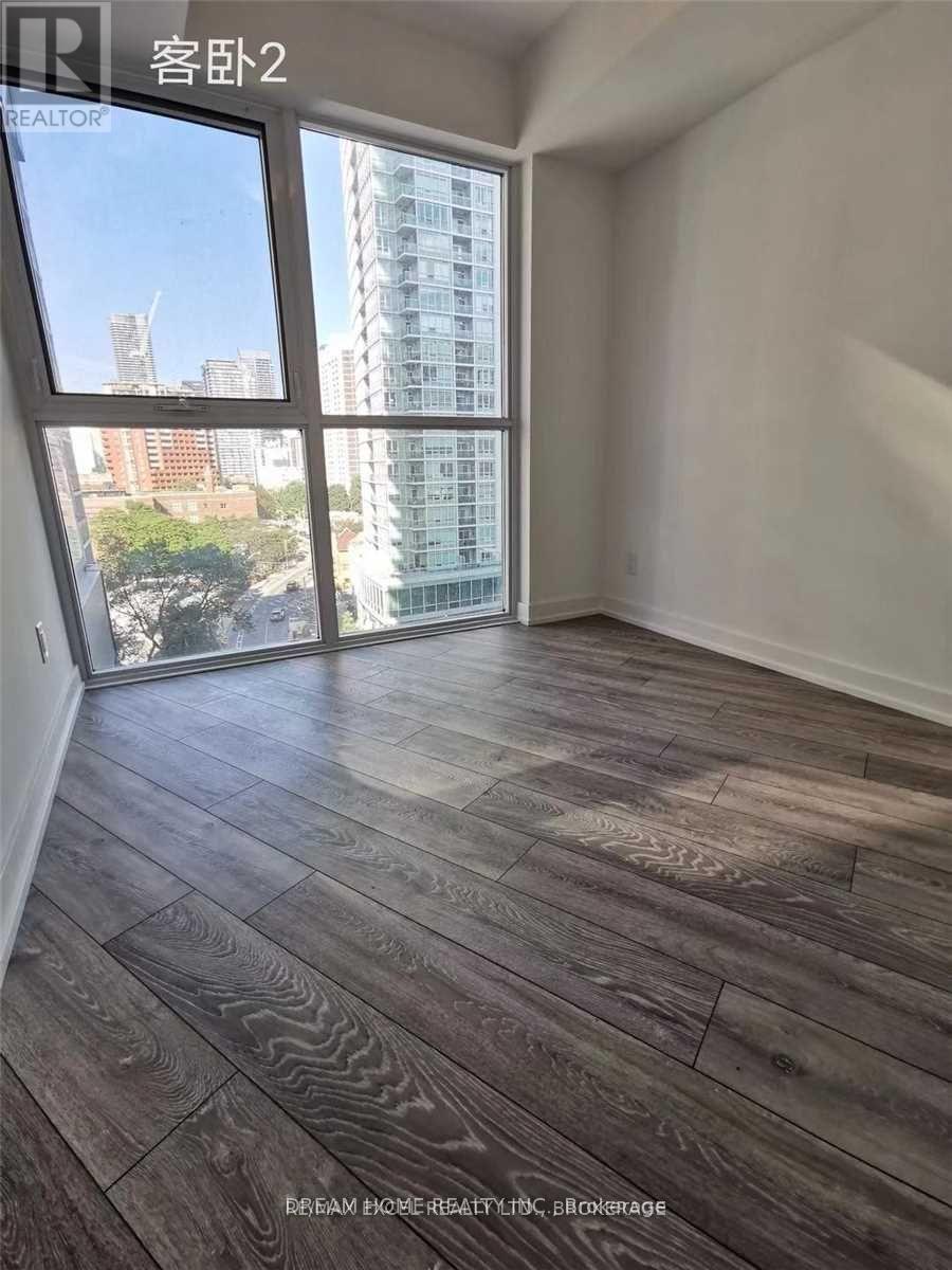 608 - 159 Wellesley Street E Property Photo 9