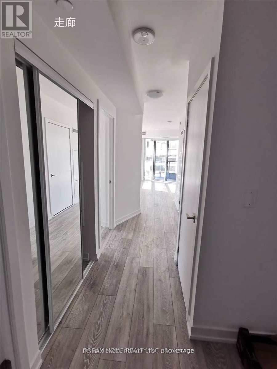 608 - 159 Wellesley Street E Property Photo 14