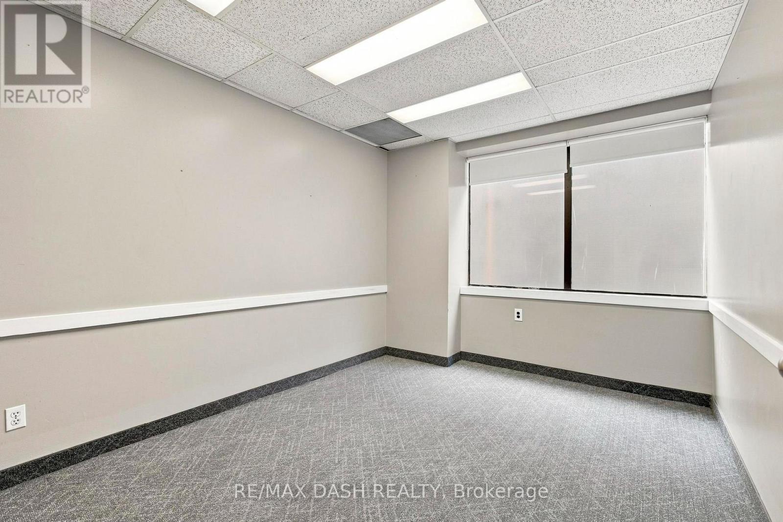 2/3/4 - 51 Eglinton Avenue E Property Photo 8