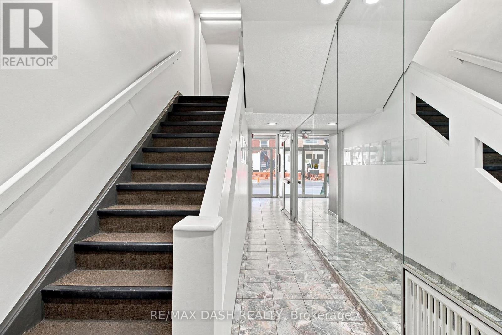 Fourth Floor - 51 Eglinton Avenue E Property Photo 3