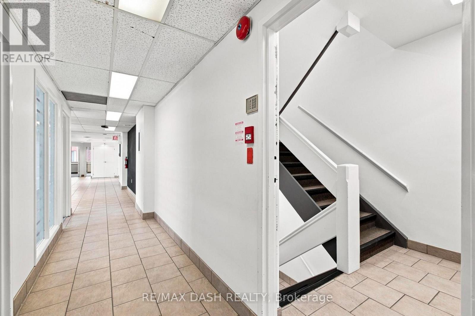 Fourth Floor - 51 Eglinton Avenue E Property Photo 24