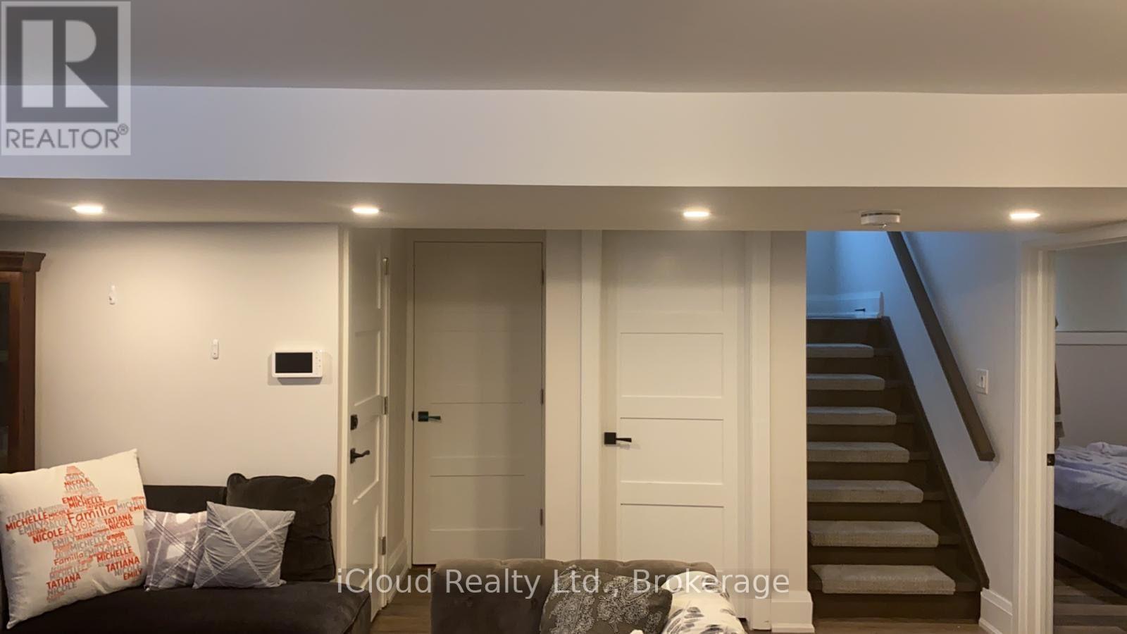 BSMT - 154 DELHI AVENUE Property Photo 1