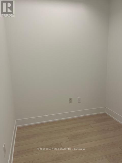 1205 - 310 Tweedsmuir Avenue Property Photo 7