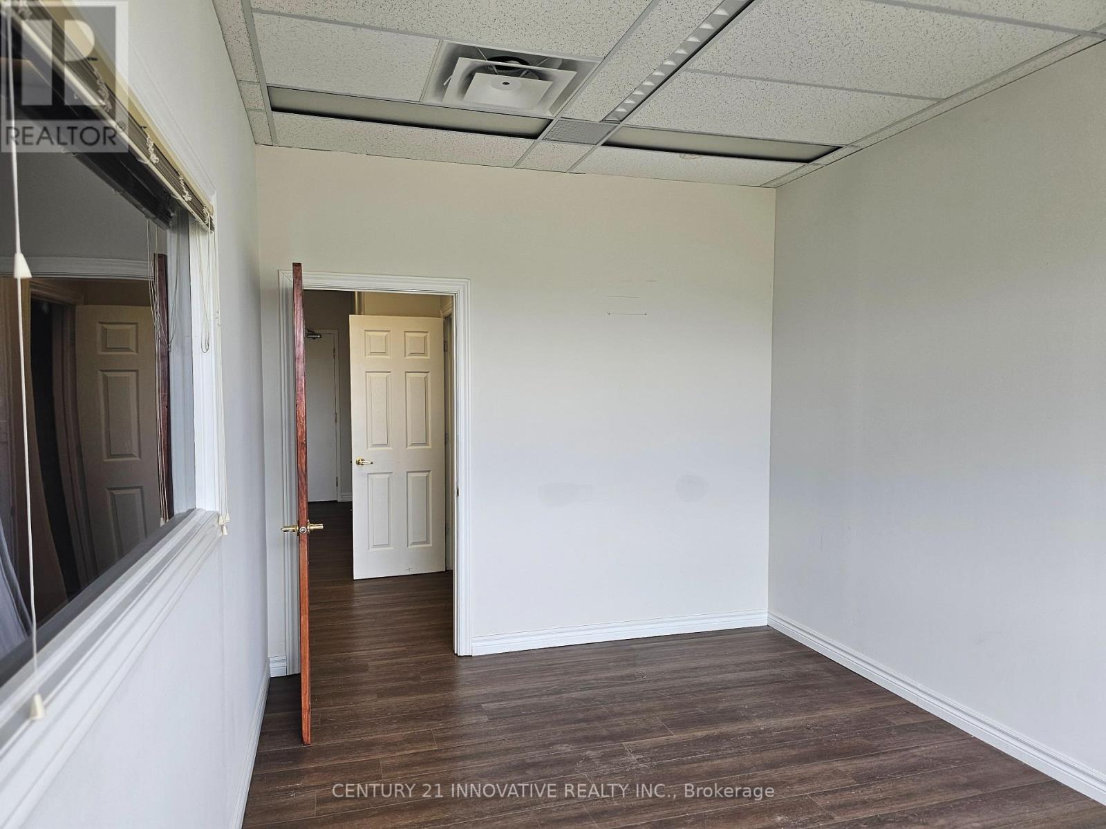 603 - 220 Duncan Mill Road W Property Photo 6