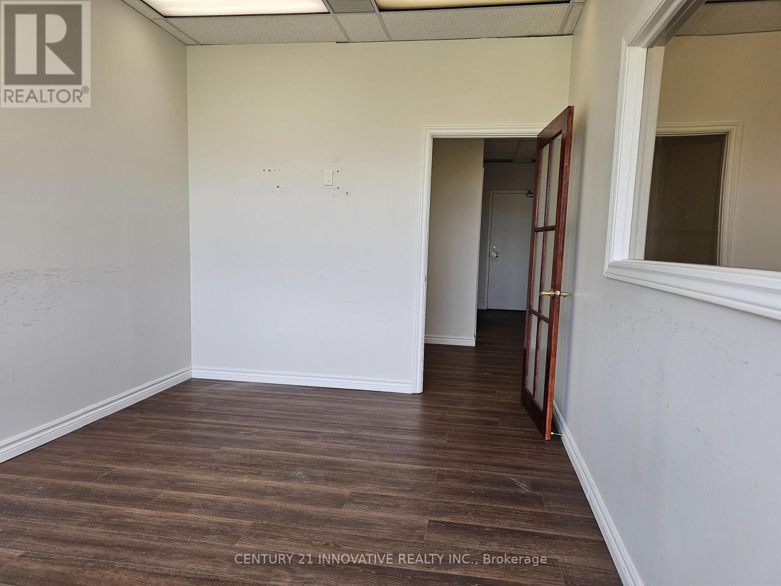 603 - 220 Duncan Mill Road W Property Photo 7