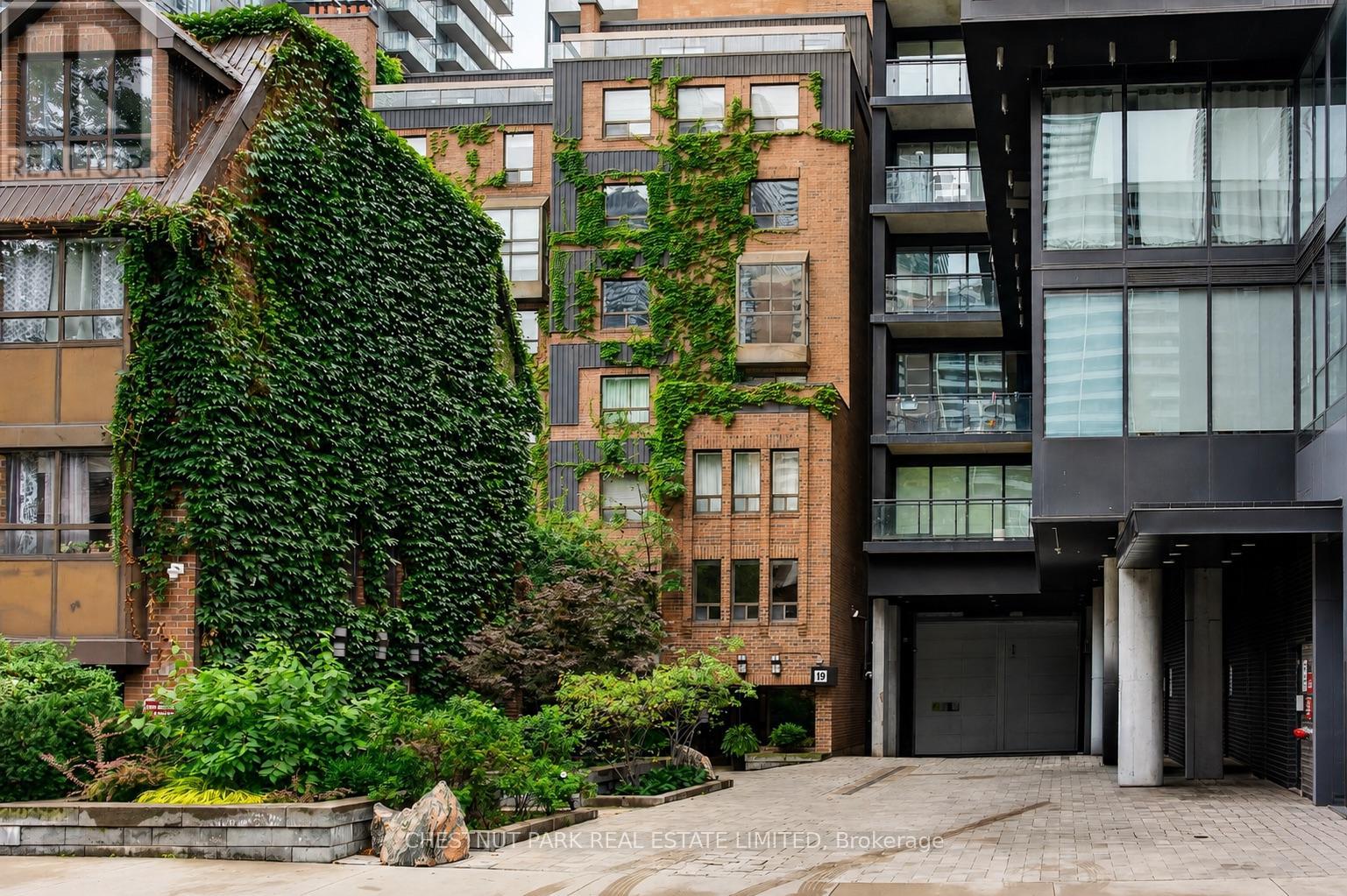 604 - 19 Dundonald Street Property Photo 1