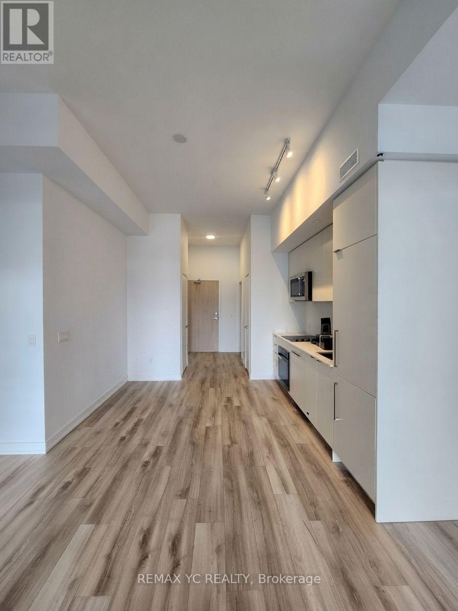 204 - 181 Sheppard Avenue E Property Photo 4