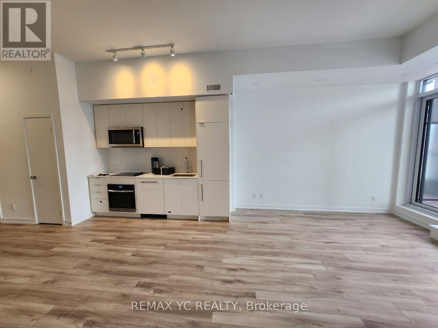 204 - 181 Sheppard Avenue E Property Photo 10