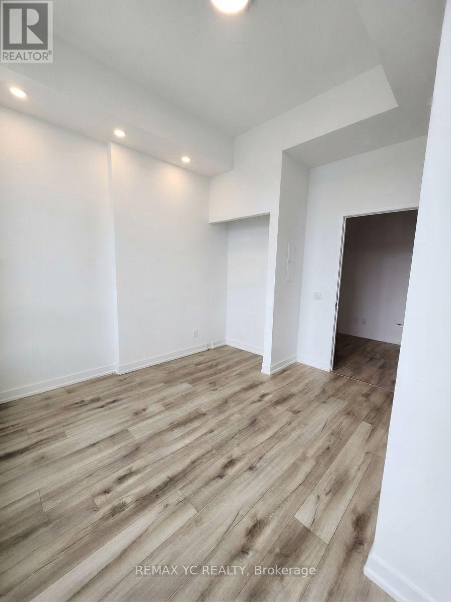 204 - 181 Sheppard Avenue E Property Photo 14
