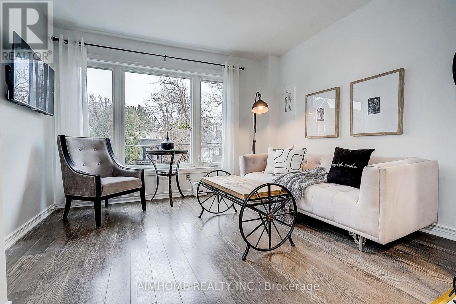 Unit 2 - 212 Milan Street Property Photo 1
