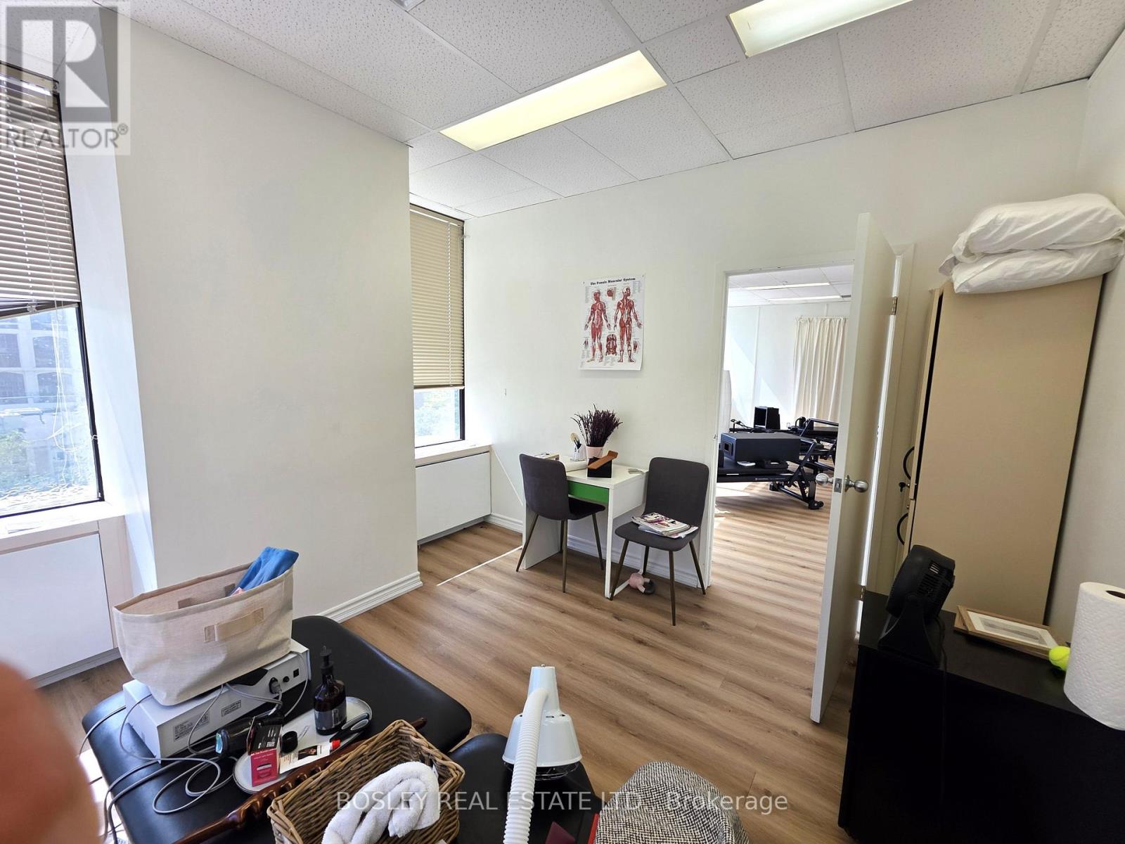 603 - 920 Yonge Street Property Photo 4