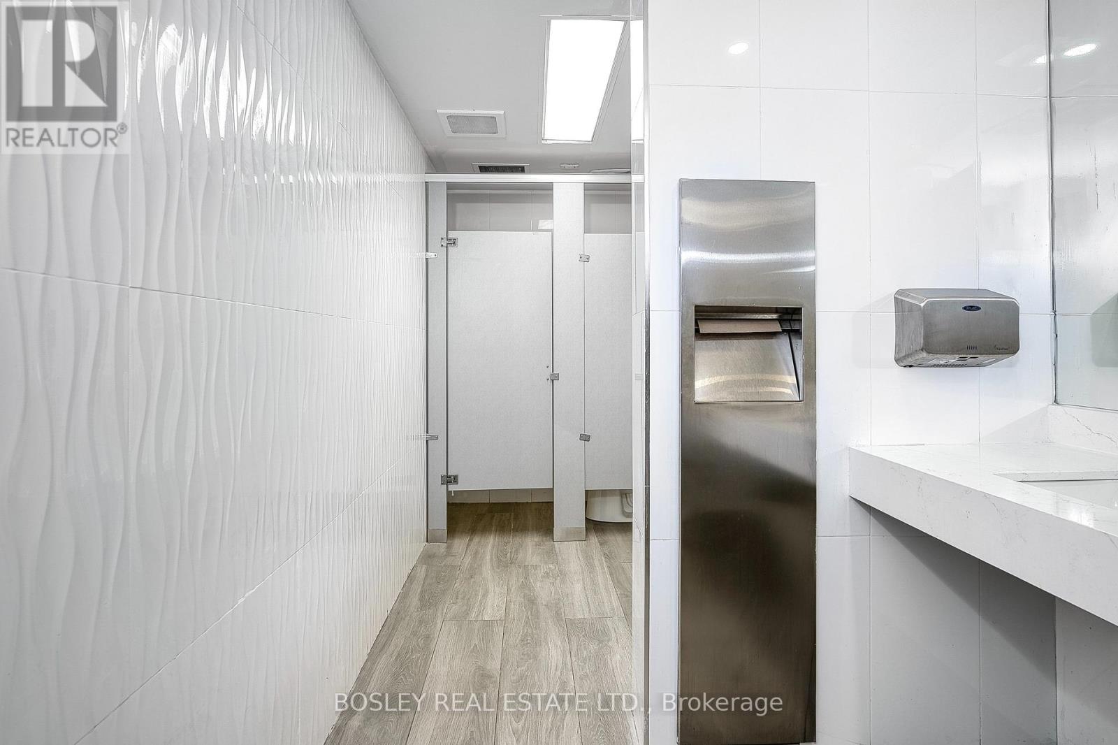 603 - 920 Yonge Street Property Photo 13