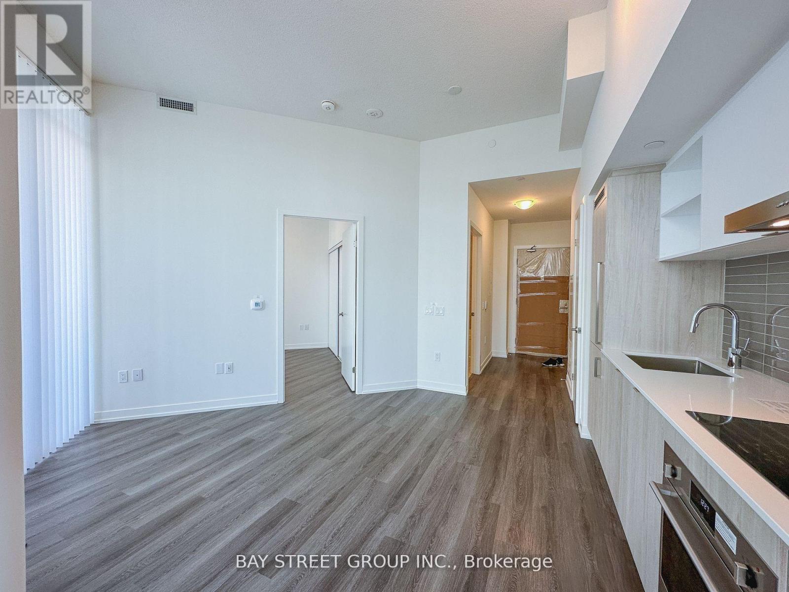 4909 - 138 Downes Street Property Photo 3