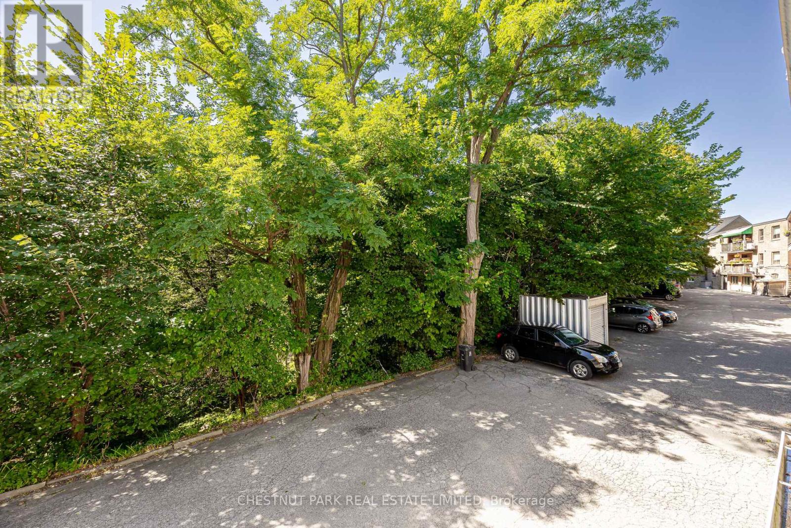 Main - 99 Chatsworth Drive Property Photo 6