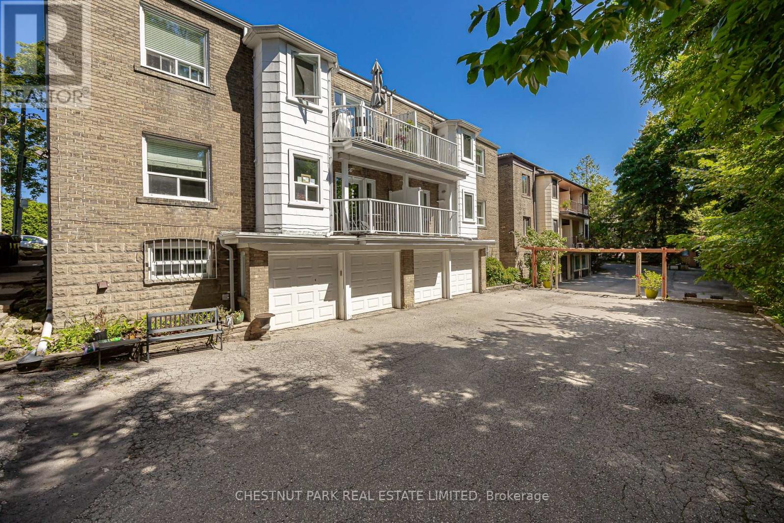 Main - 99 Chatsworth Drive Property Photo 27