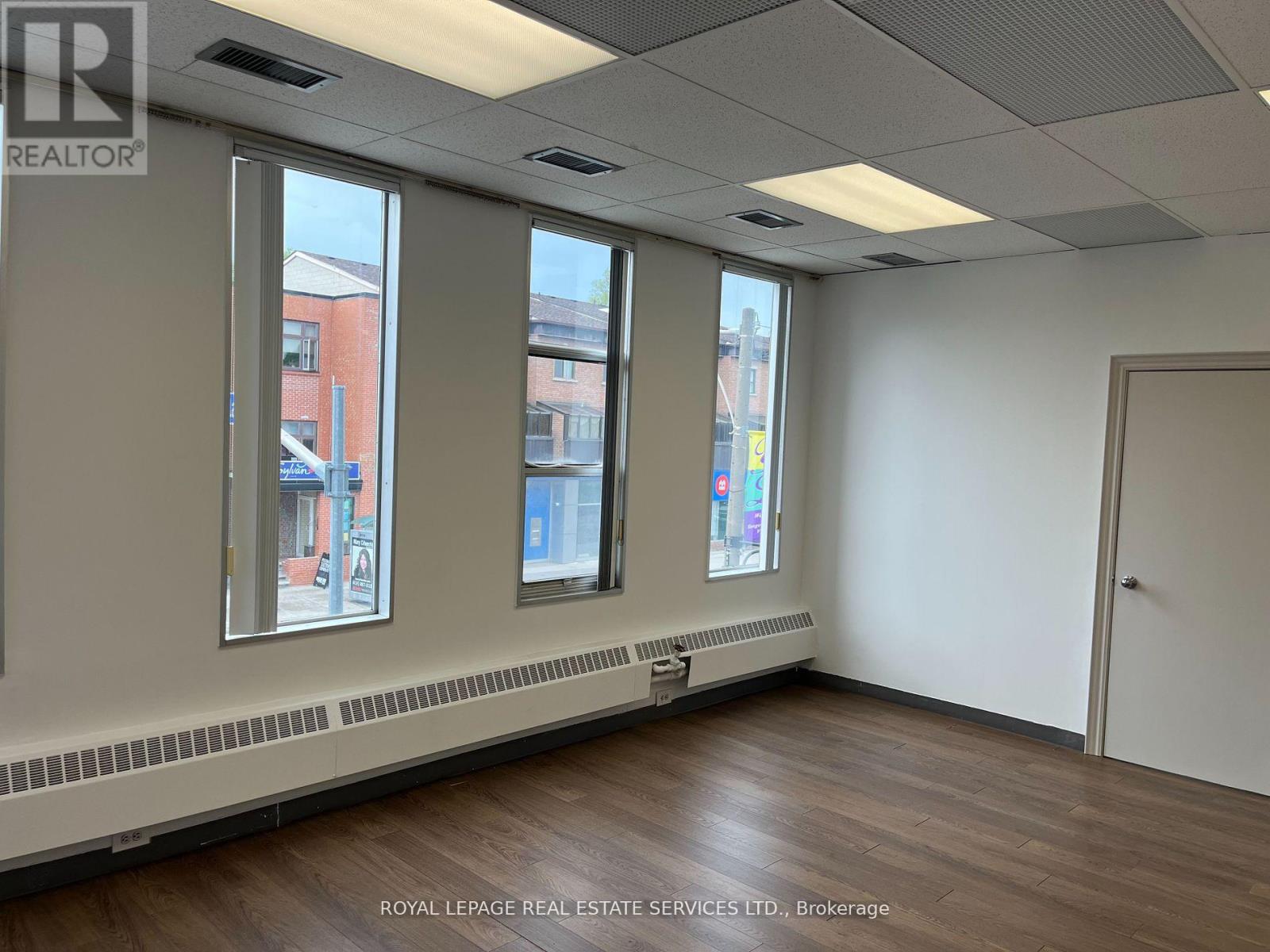 201 - 3335 Yonge Street Property Photo 4