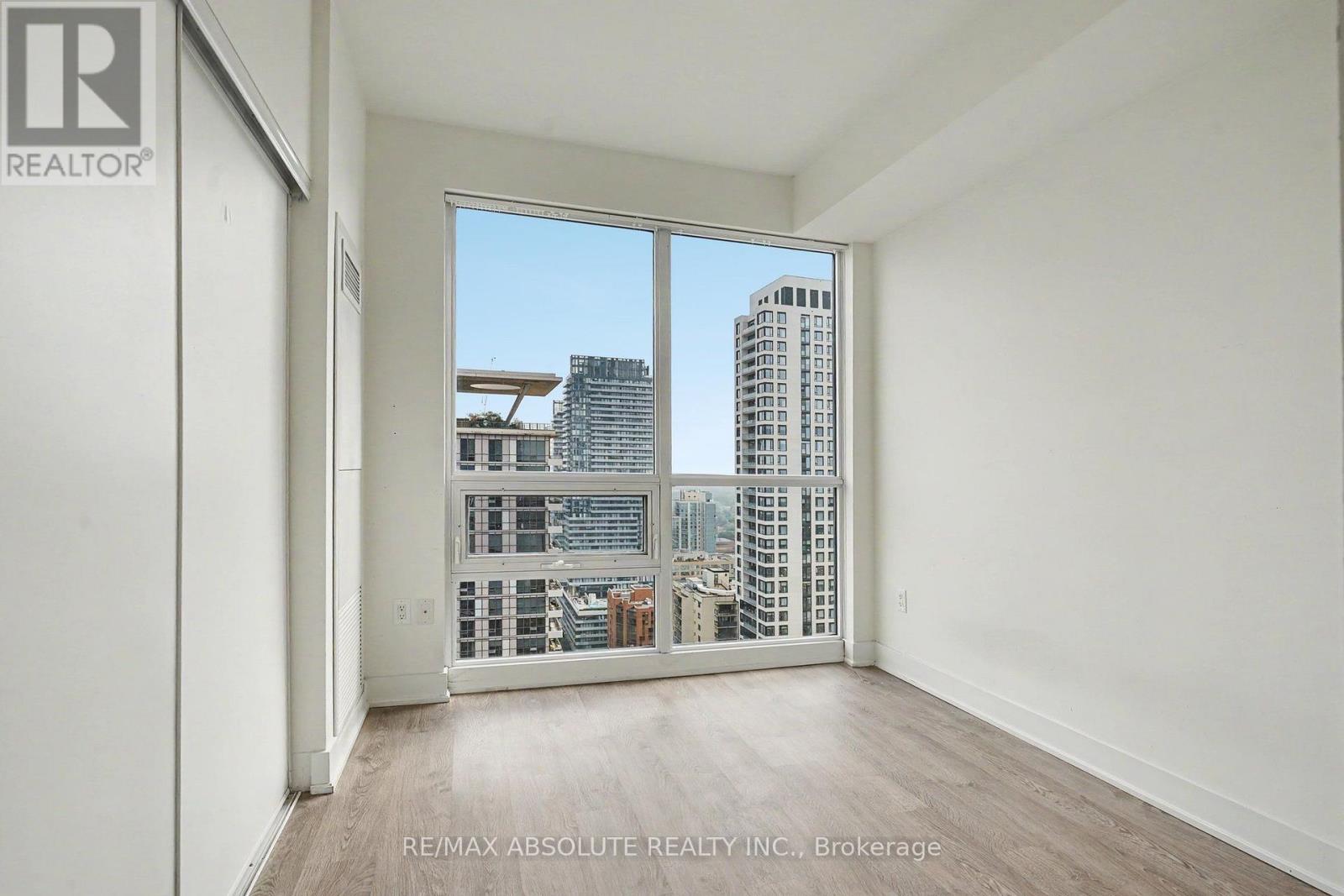 2809 - 30 Roehampton Avenue Property Photo 10