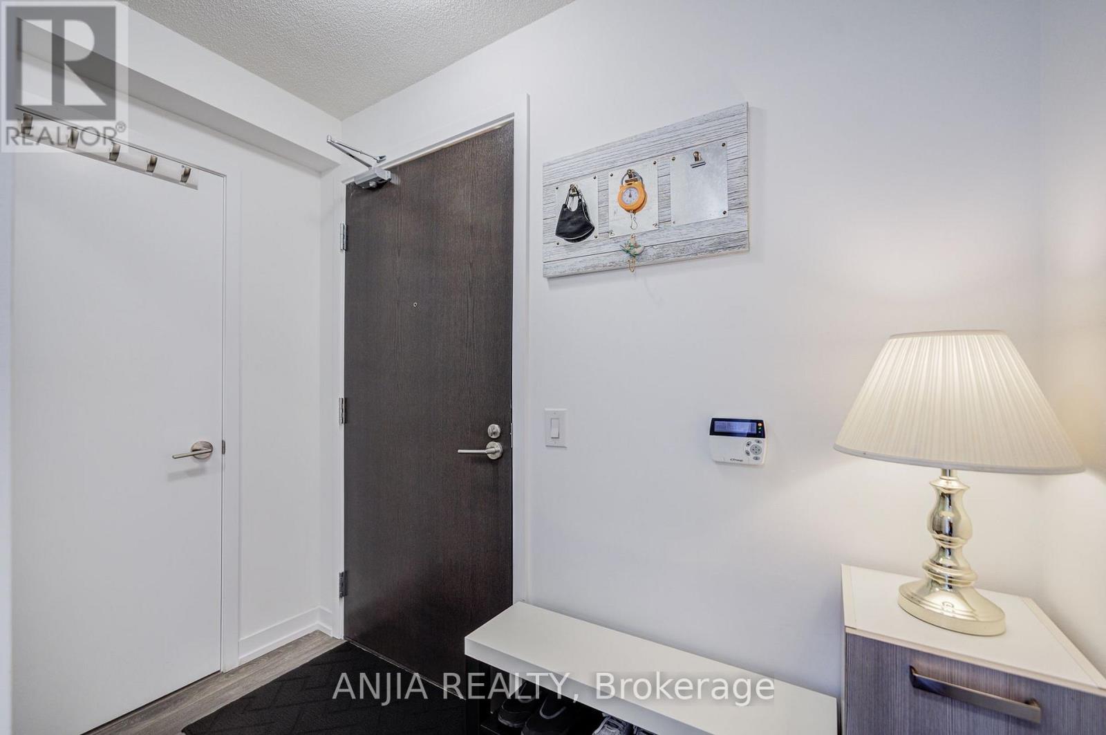 803 - 219 Dundas Street E Property Photo 12