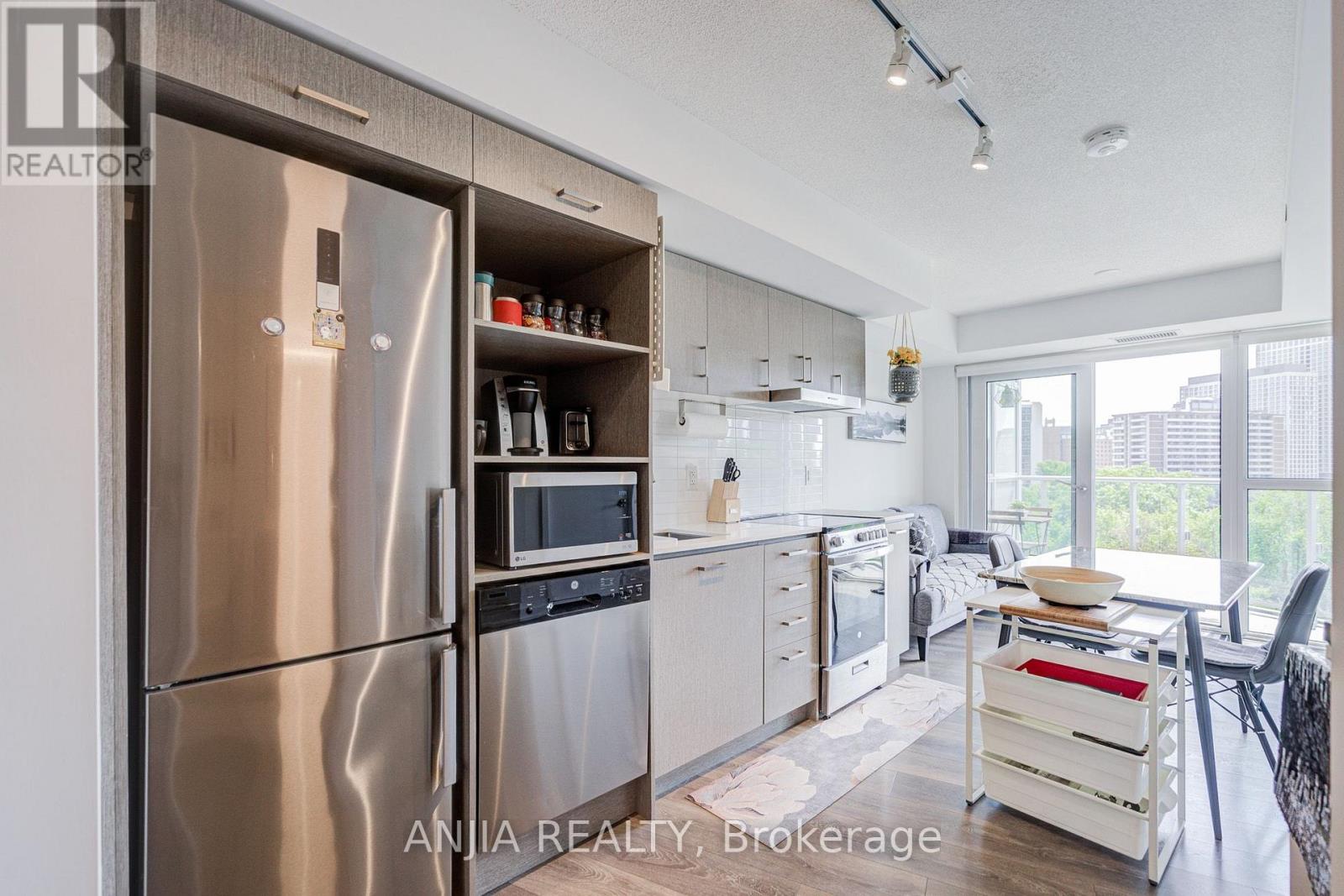 803 - 219 Dundas Street E Property Photo 14