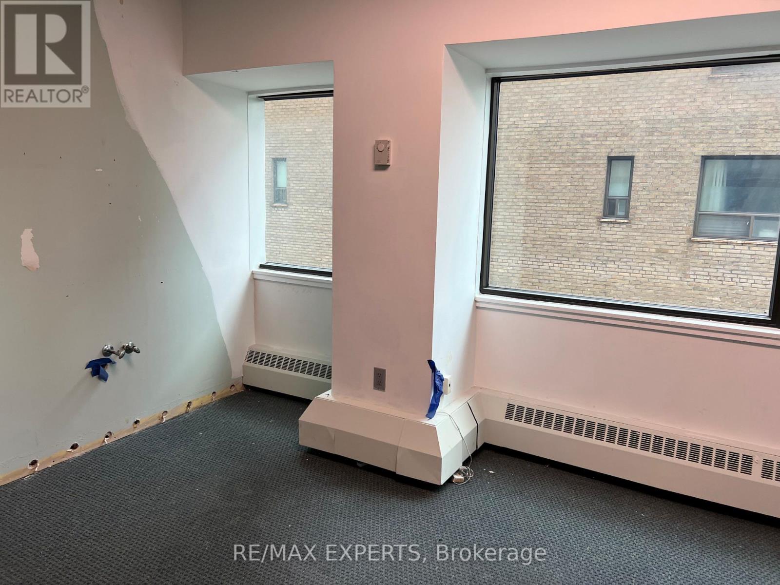 418 - 720 Spadina Avenue Property Photo 8