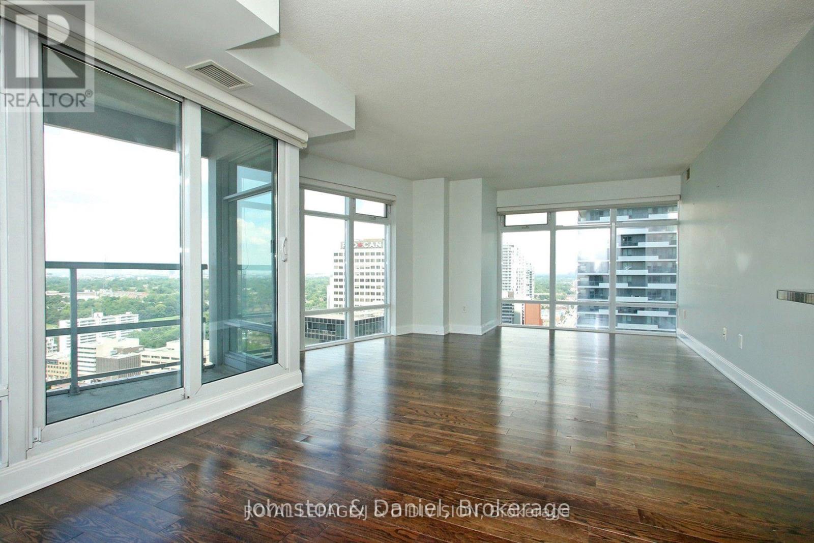 2908 - 2181 Yonge Street Property Photo 3
