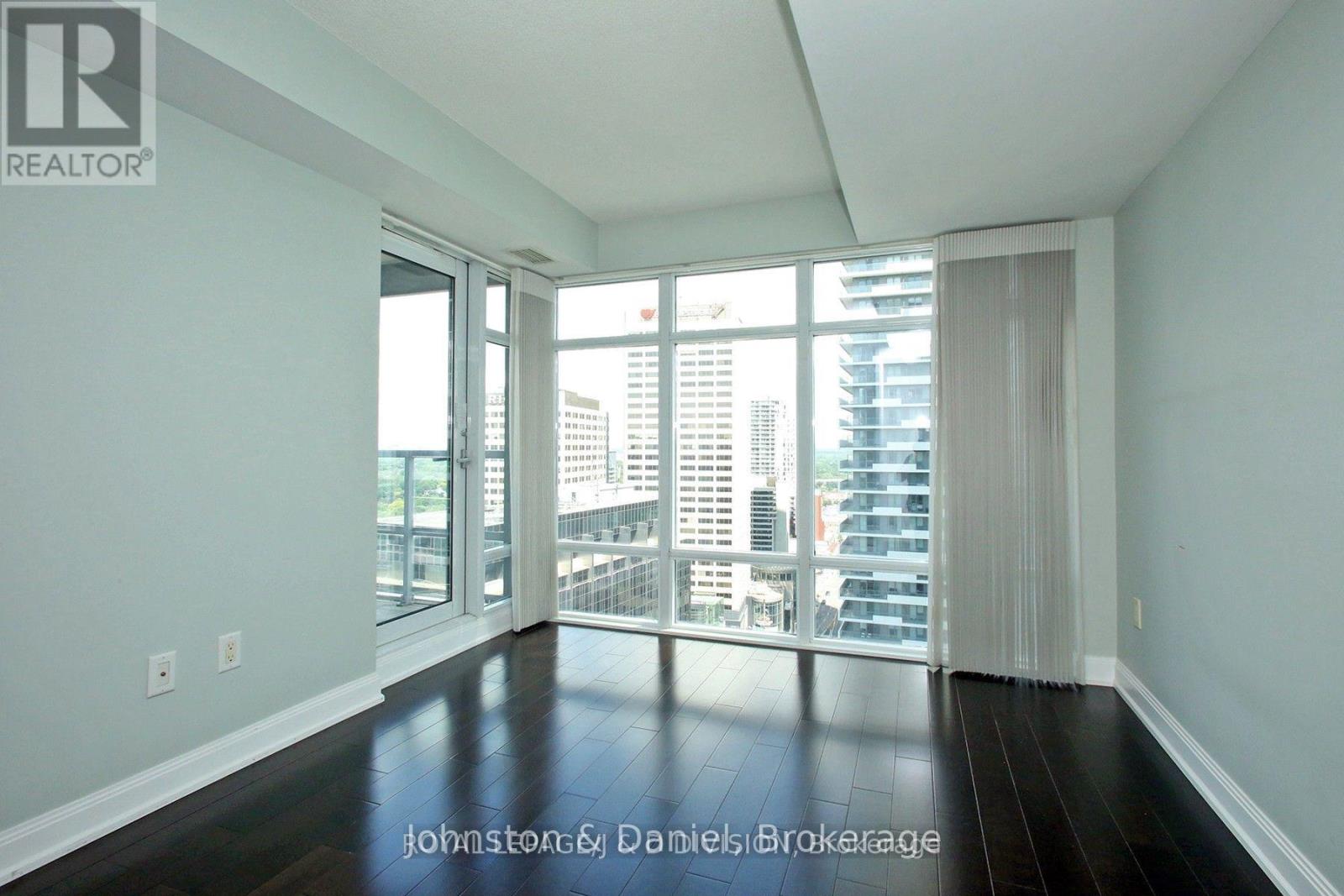 2908 - 2181 Yonge Street Property Photo 8