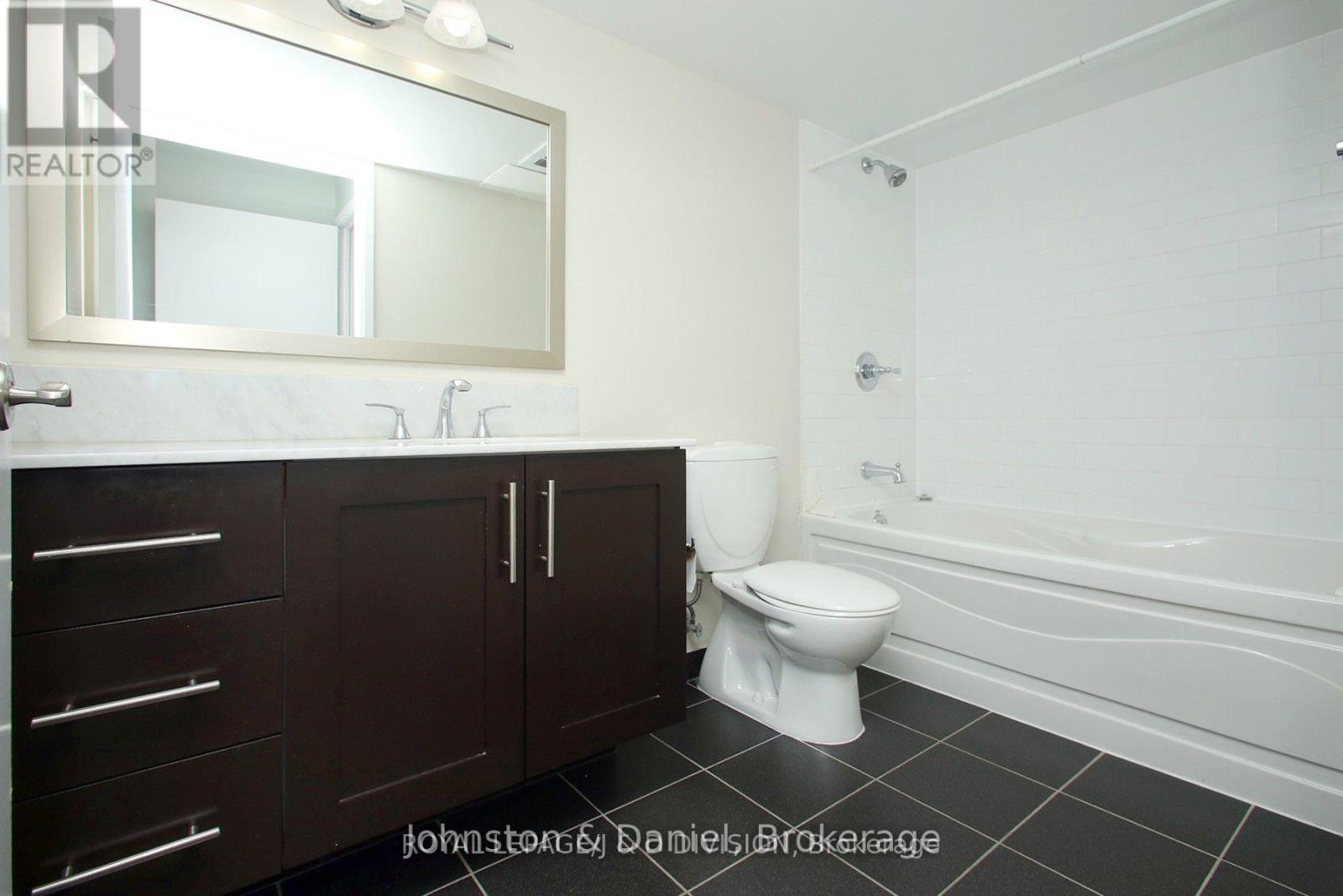 2908 - 2181 Yonge Street Property Photo 10