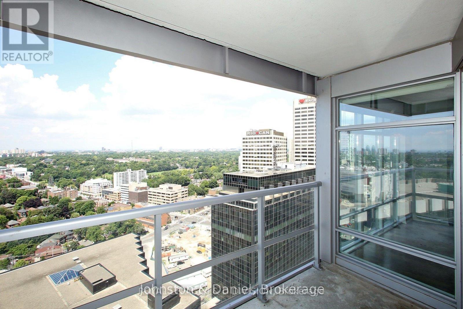 2908 - 2181 Yonge Street Property Photo 18