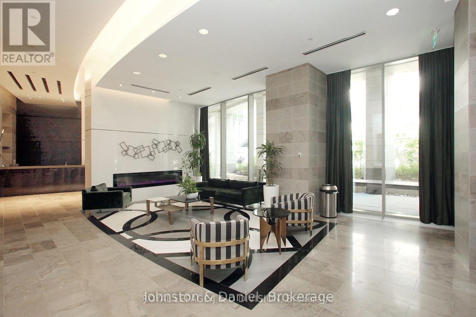 2908 - 2181 Yonge Street Property Photo 22