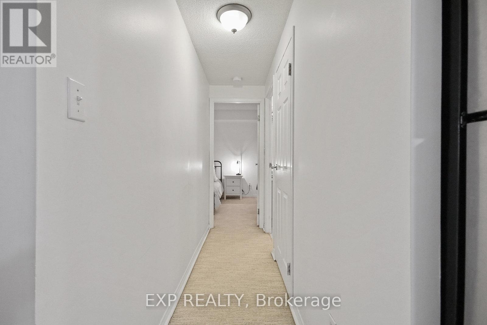 808 - 25 The Esplanade Property Photo 11