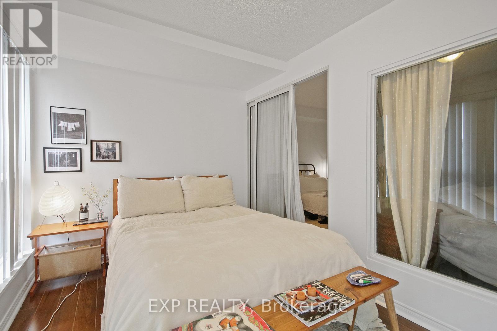 808 - 25 The Esplanade Property Photo 20