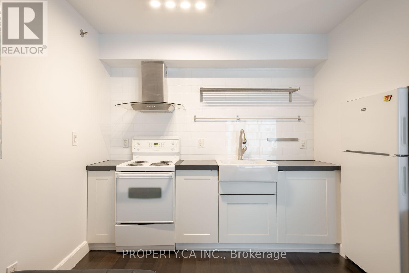 912 - 210 Victoria Street Property Photo 15