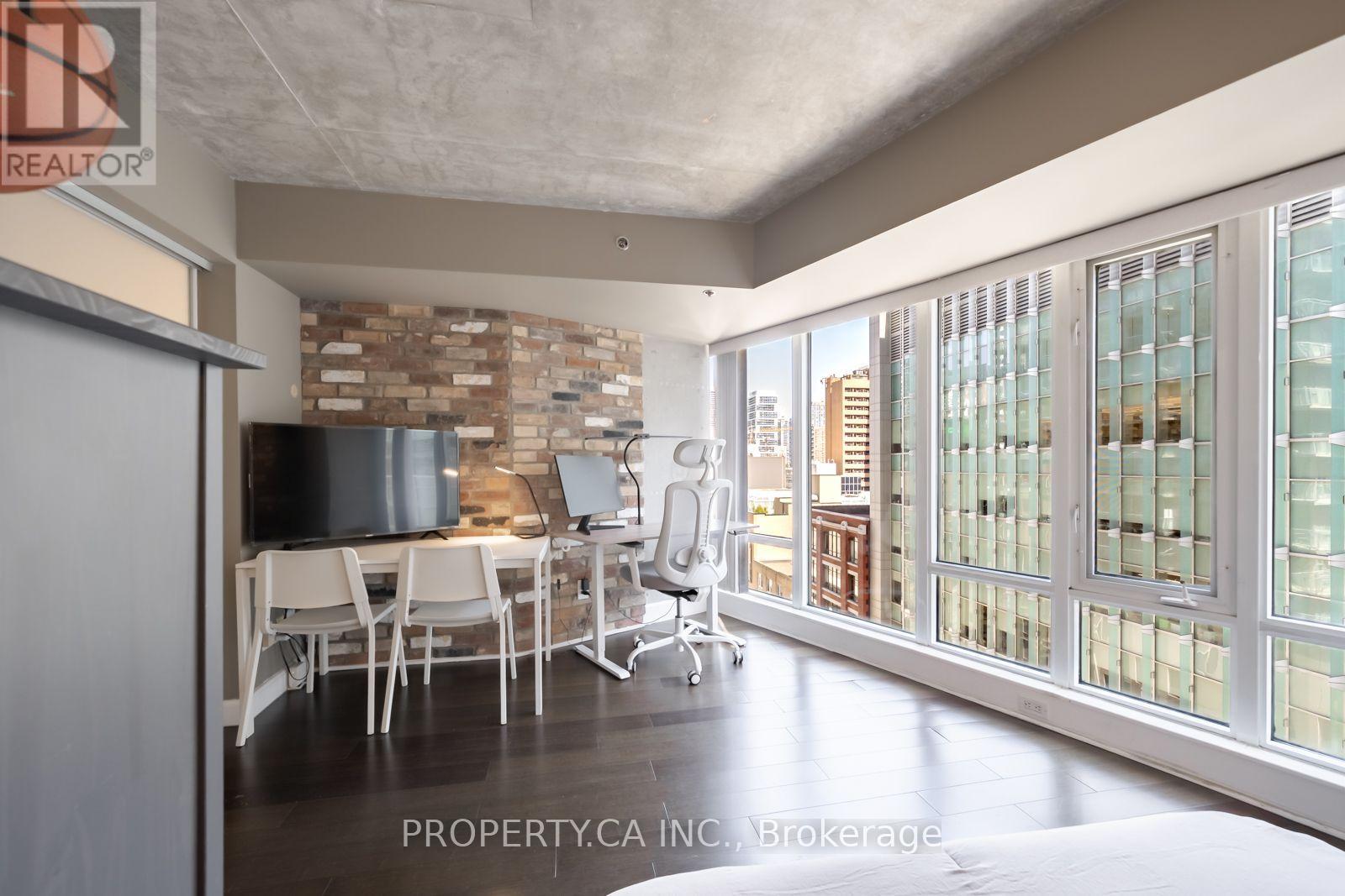 912 - 210 Victoria Street Property Photo 31