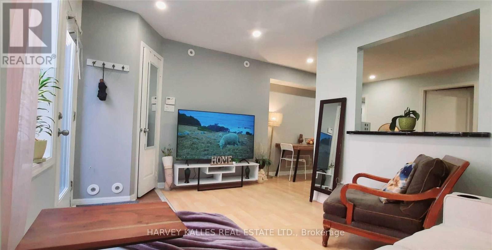 220 - 28 DOURO STREET Property Photo 1