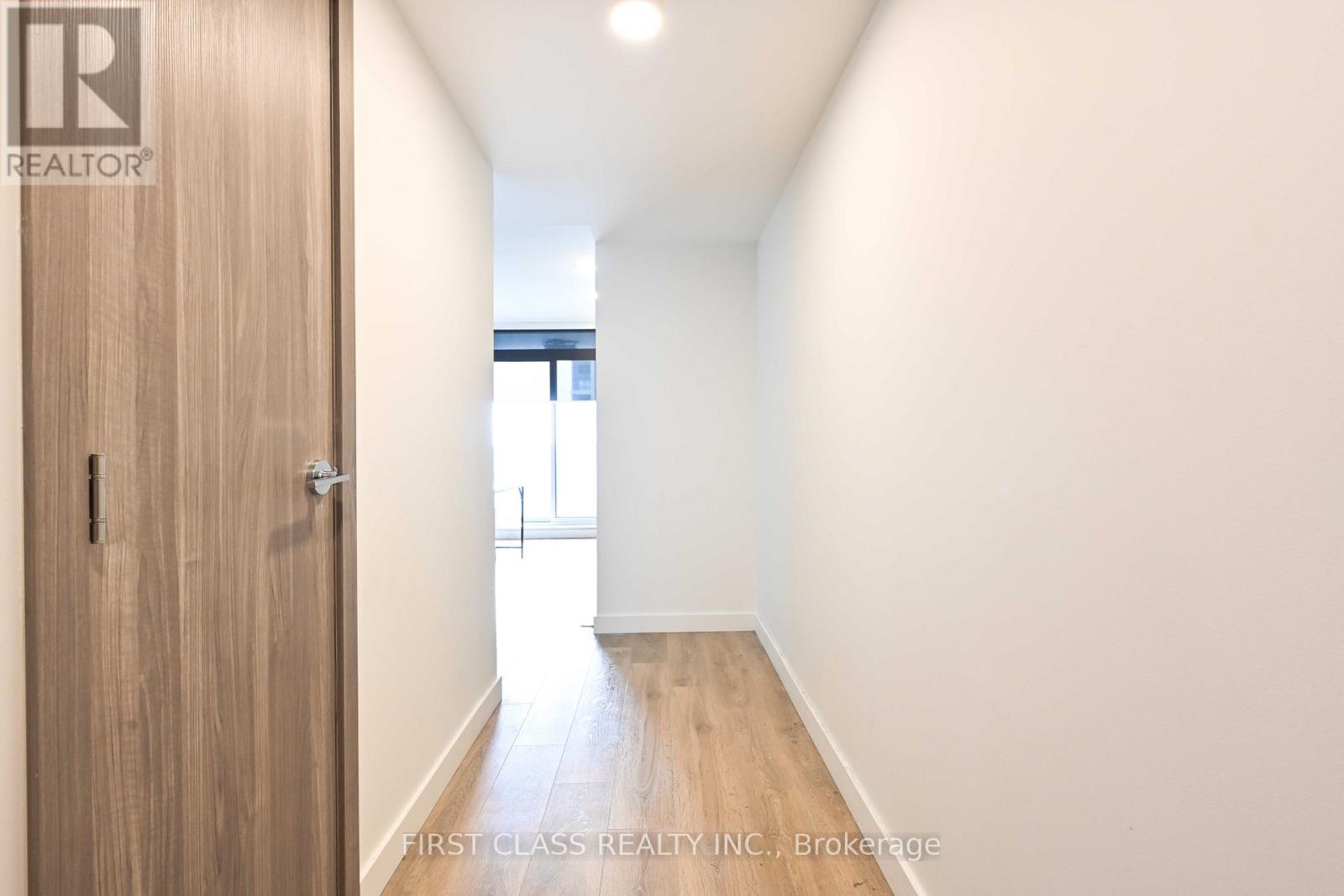 3907 - 38 Widmer Street Property Photo 15