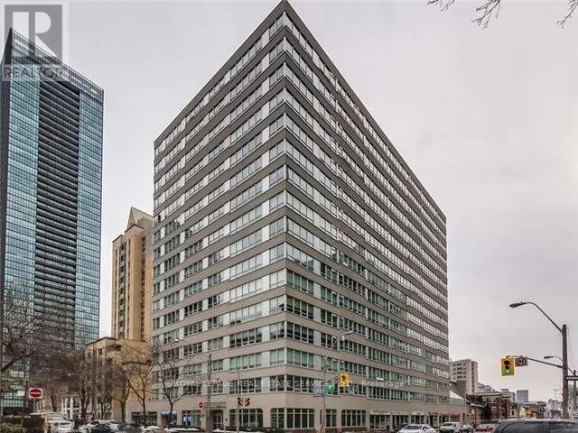 Ph1605 - 71 Charles Street E Property Photo 1