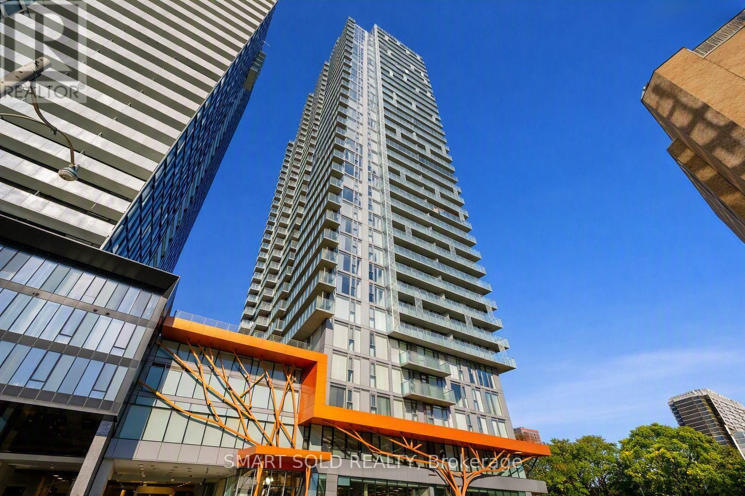 1605 - 50 Wellesley Street E Property Photo 1