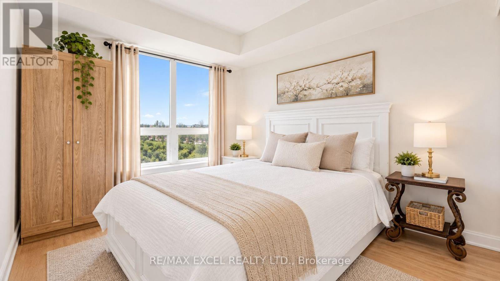 2510 - 15 Greenview Avenue Property Photo 6